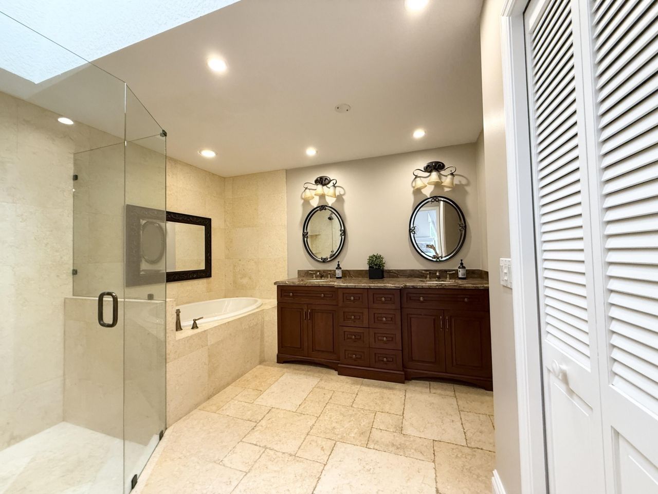 400 Seaside Lane, Juno Beach, FL 33408 Photo