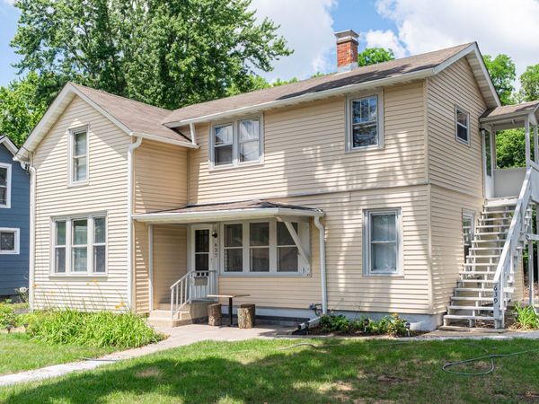 637/639 E Wilson Street, Batavia, IL 60510