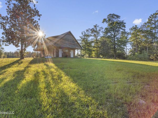 5106 Vestry Road, Perkinston, MS 39573
