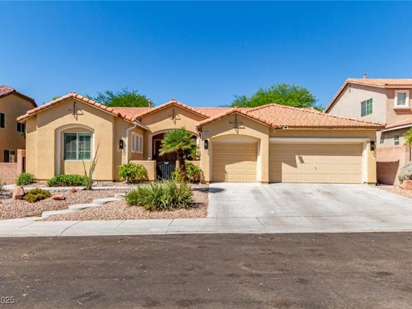 1521 Antler Creek Street, North Las Vegas, NV 89084
