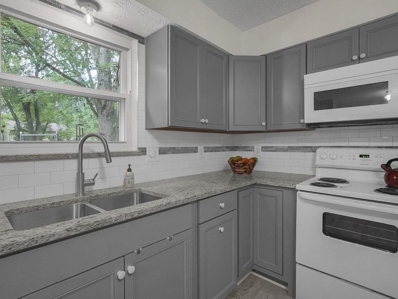 71 Cosmos Lane, Pataskala, OH 43062 Photo 13