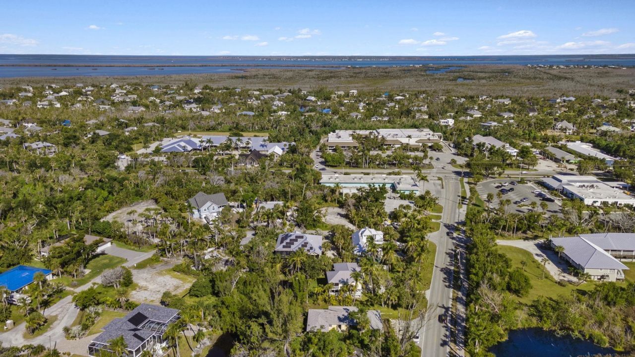 837 Casa Ybel Rd, Sanibel, FL 33957 Photo