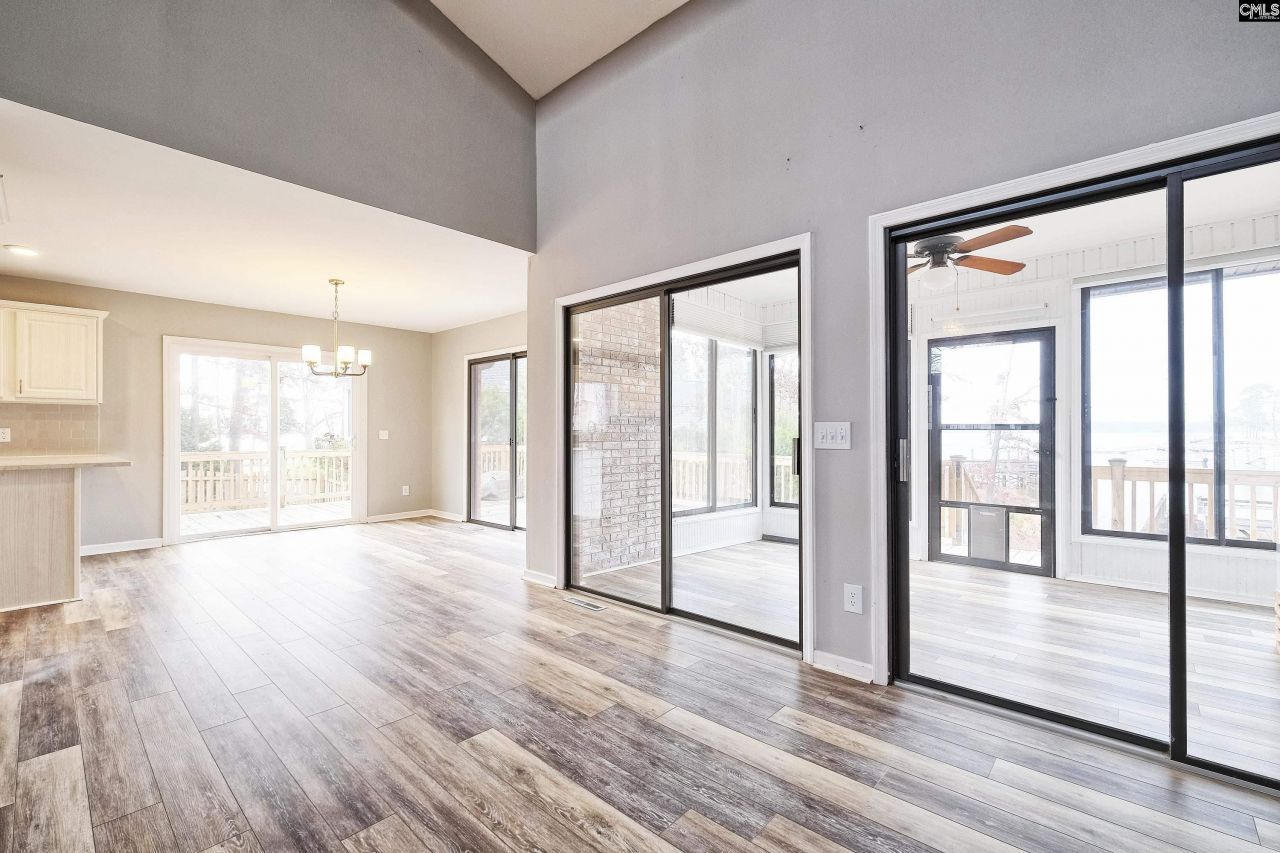 447 Edgewater Road Photo 11