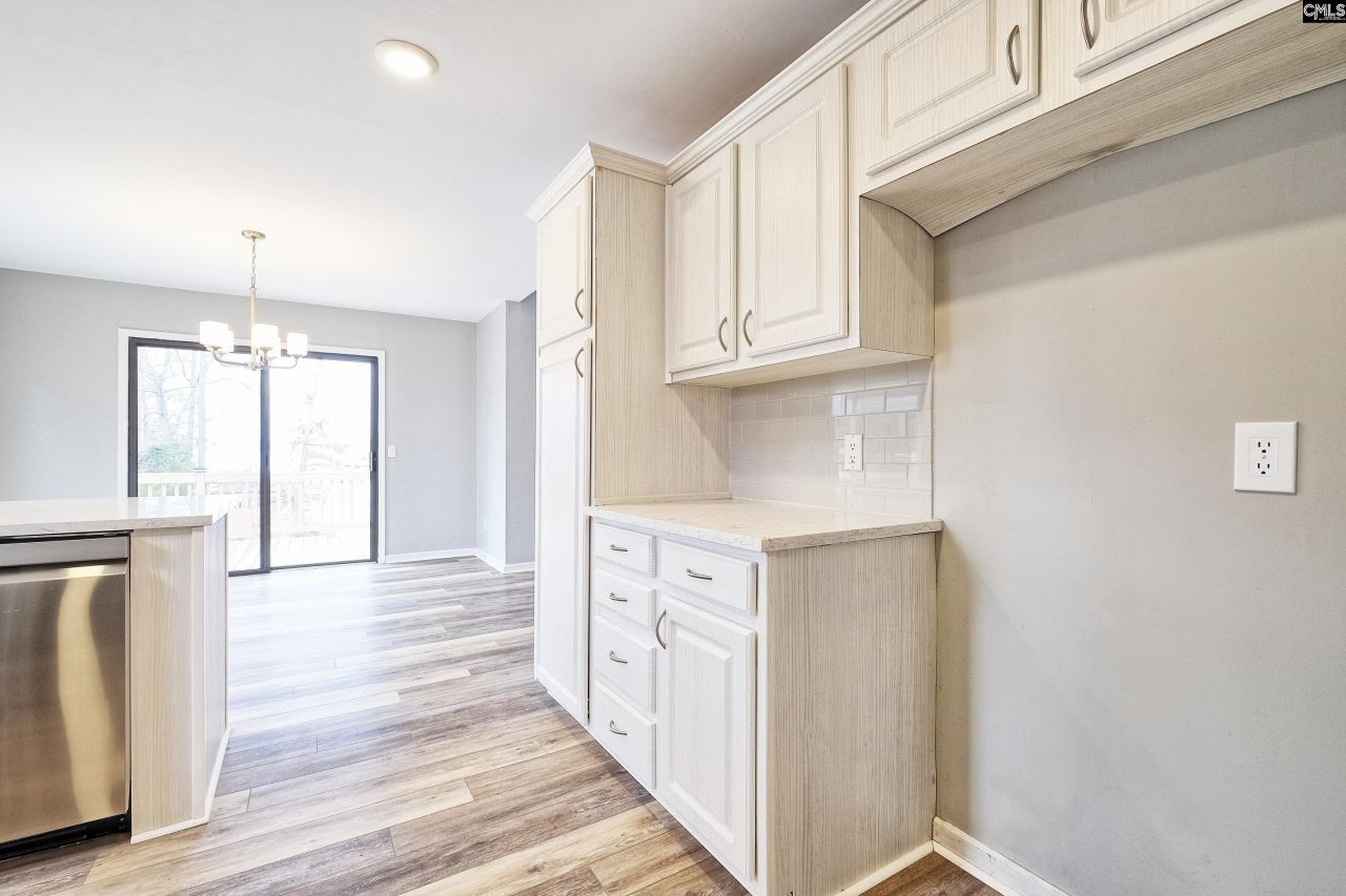 447 Edgewater Road Photo 19