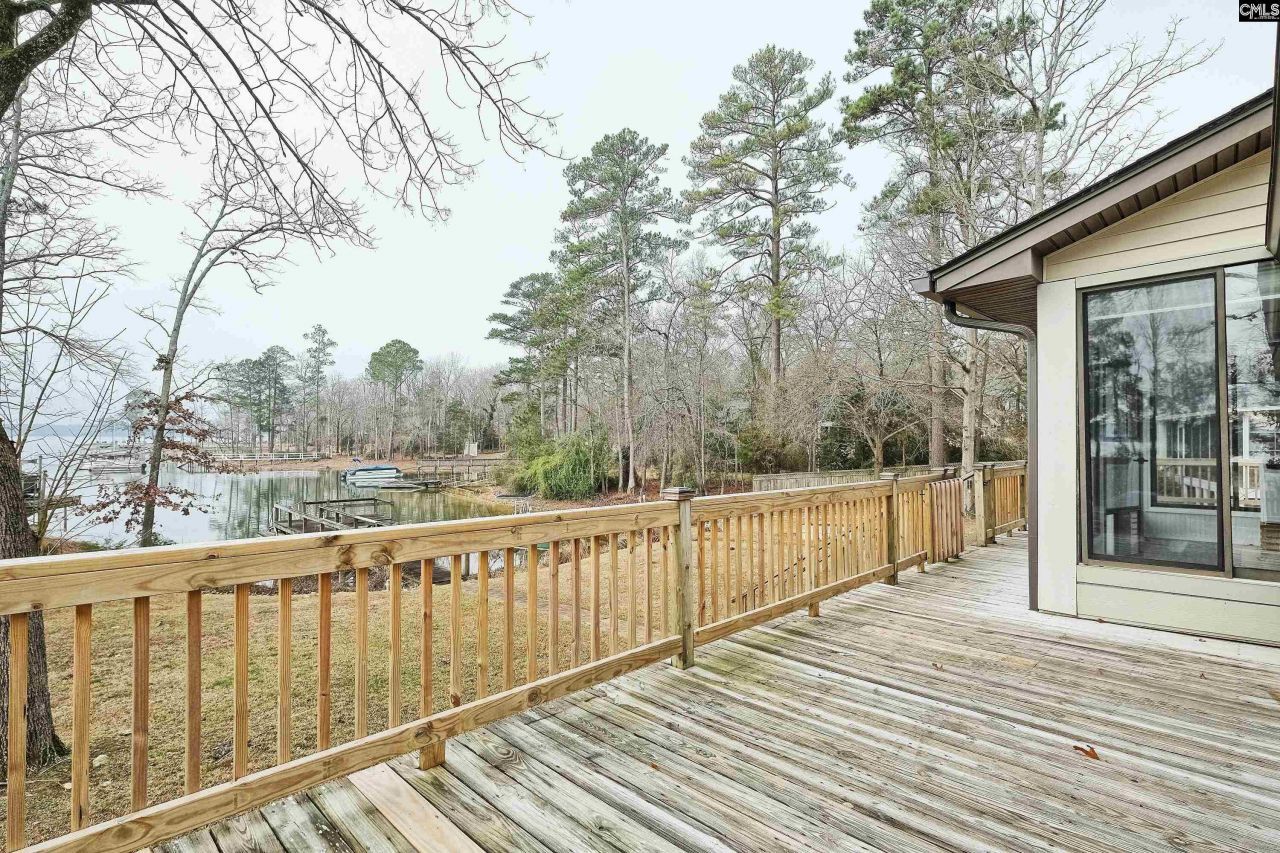 447 Edgewater Road Photo 48