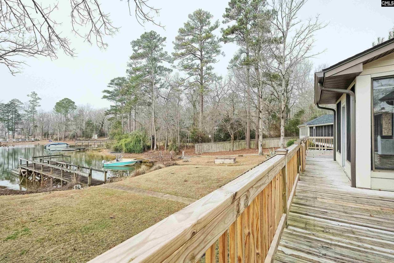 447 Edgewater Road Photo 49