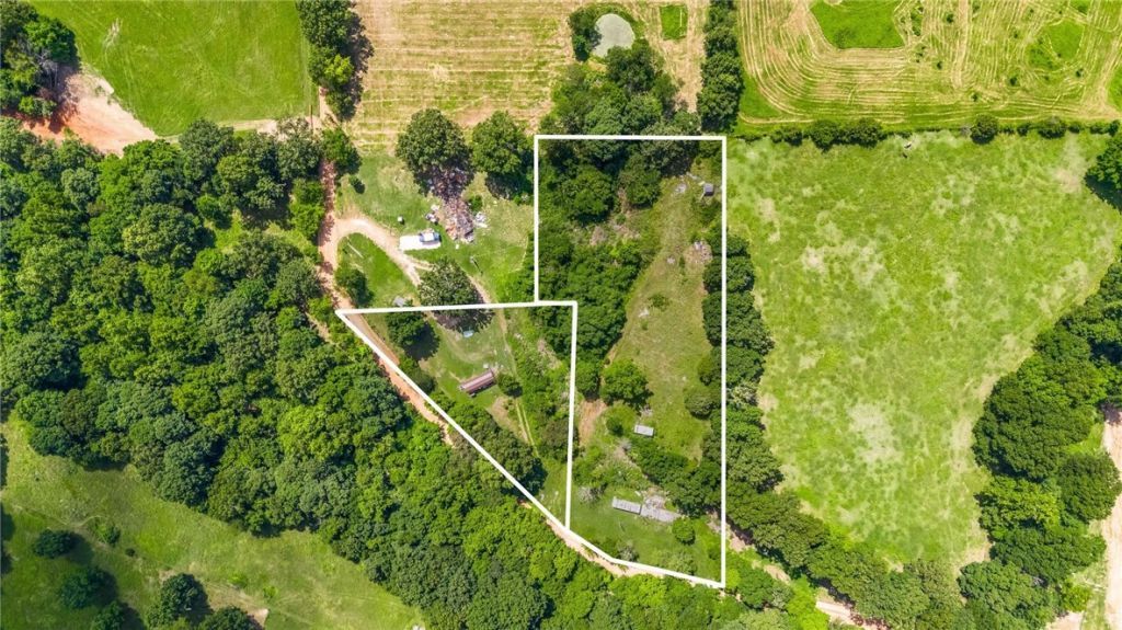 6604 And 6640 W Davis Road, Fayetteville, AR 72704 Main Photo