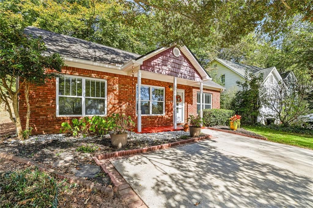 122 Mashburn Place, Canton, GA 30114 Main Photo