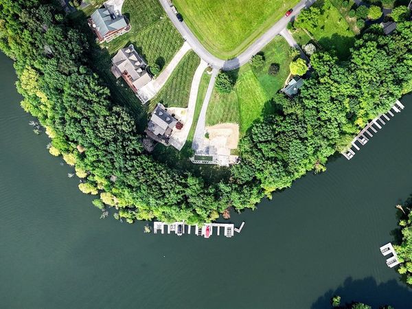 694 Eagle Point Drive, Austin, KY 42123