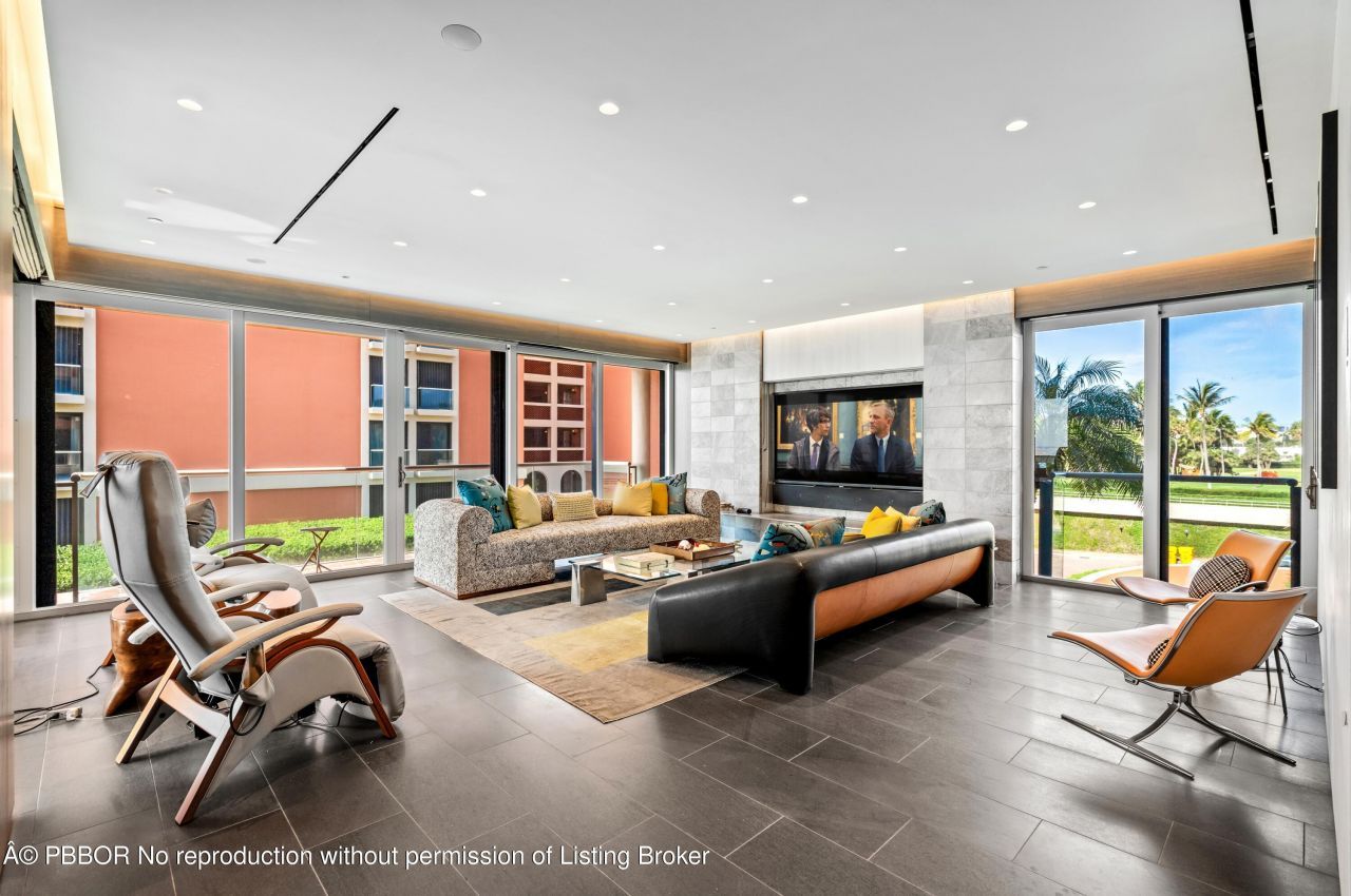 2 N Breakers Row, Unit N25, Palm Beach, FL 33480 Photo