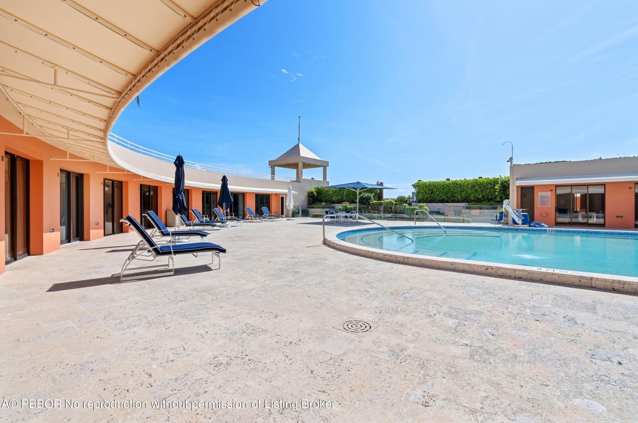 2 N Breakers Row, Unit N25, Palm Beach, FL 33480 Photo