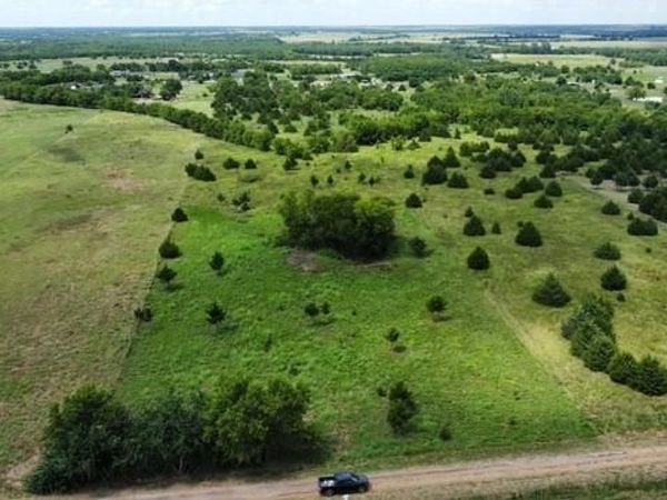 1146 County Road 2175, Klondike, TX 75448