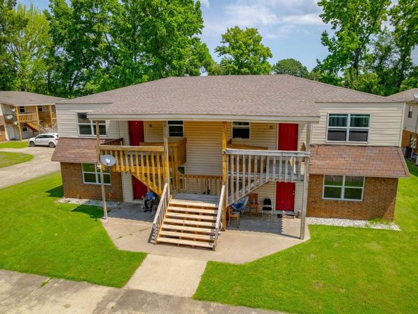 28 Stoneybrook Lane, Searcy, AR 72143