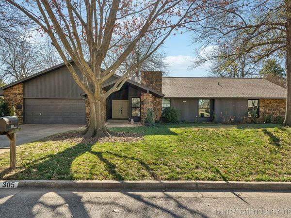 305 Fairway Drive, Broken Arrow, OK 74011