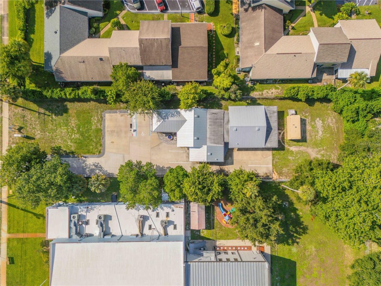 240 N Ridgewood Avenue, Edgewater, FL 32132 Photo