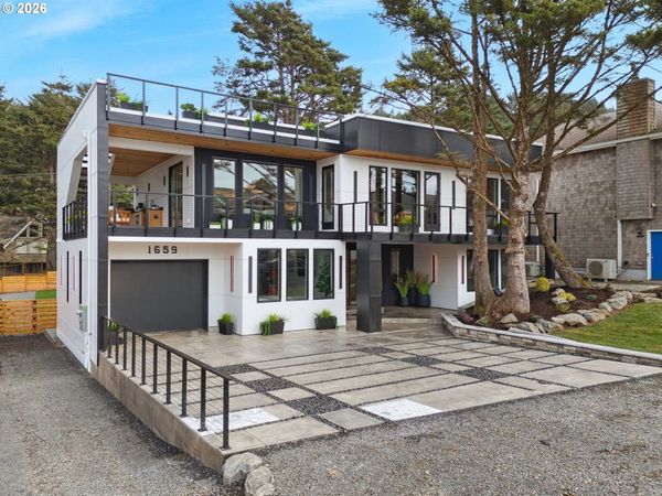 1659 Forest Lawn RD, Cannon Beach, OR 97110