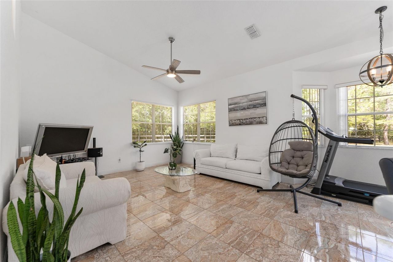 5819 NE 72nd Street, Silver Springs, FL 34488 Photo