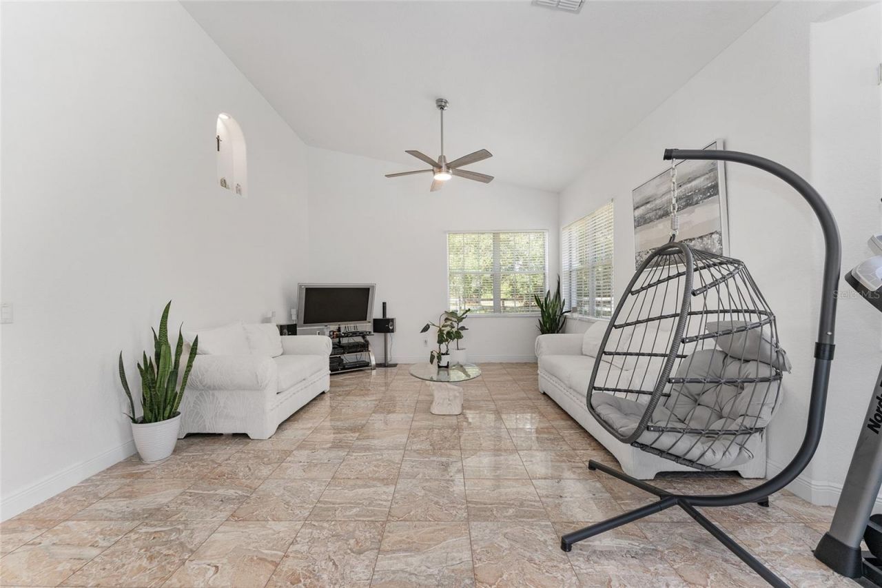 5819 NE 72nd Street, Silver Springs, FL 34488 Photo