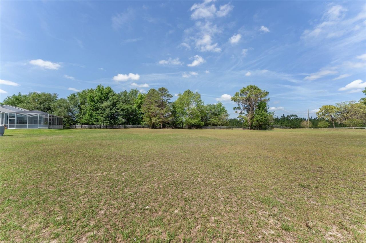 5819 NE 72nd Street, Silver Springs, FL 34488 Photo