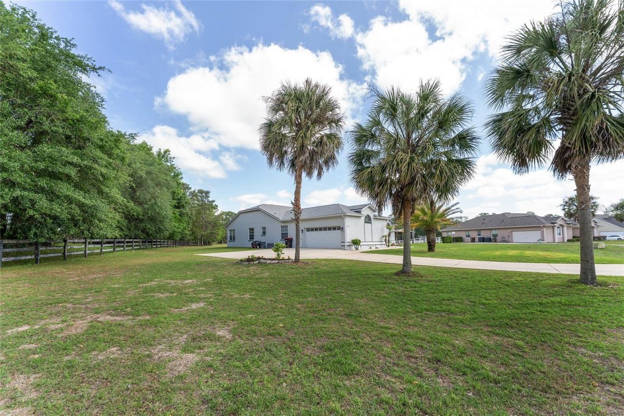 5819 NE 72nd Street, Silver Springs, FL 34488 Photo