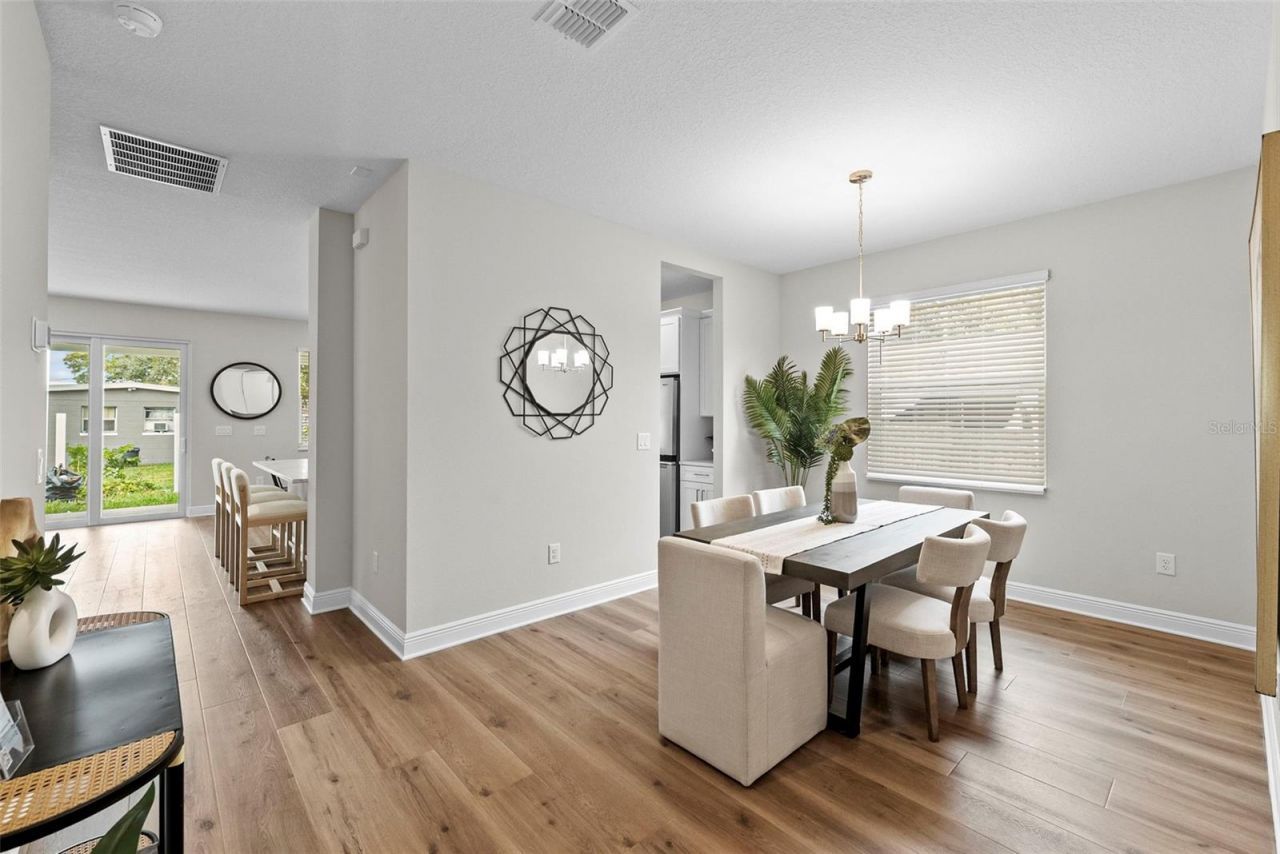 6244 29th Street N, Saint Petersburg, FL 33702 Photo