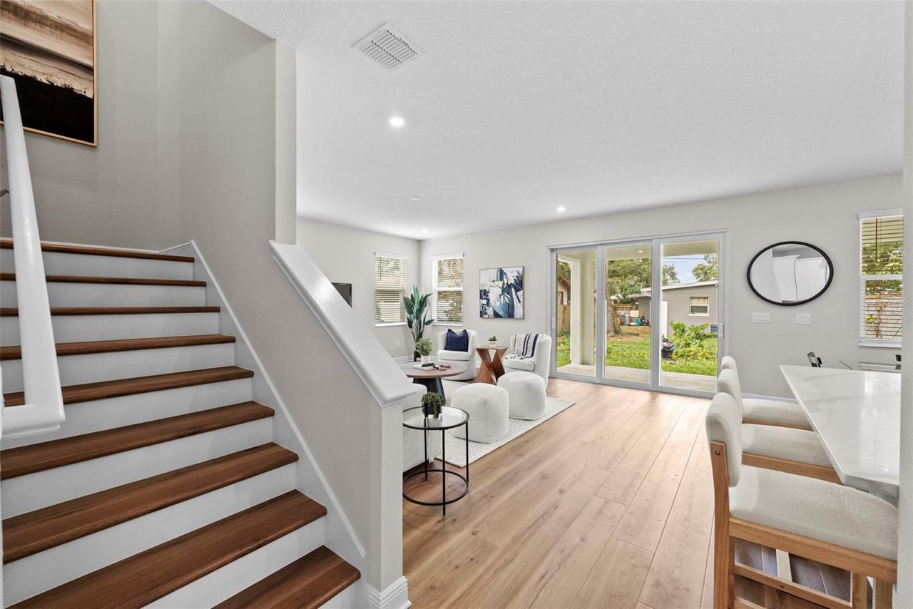 6244 29th Street N, Saint Petersburg, FL 33702 Photo