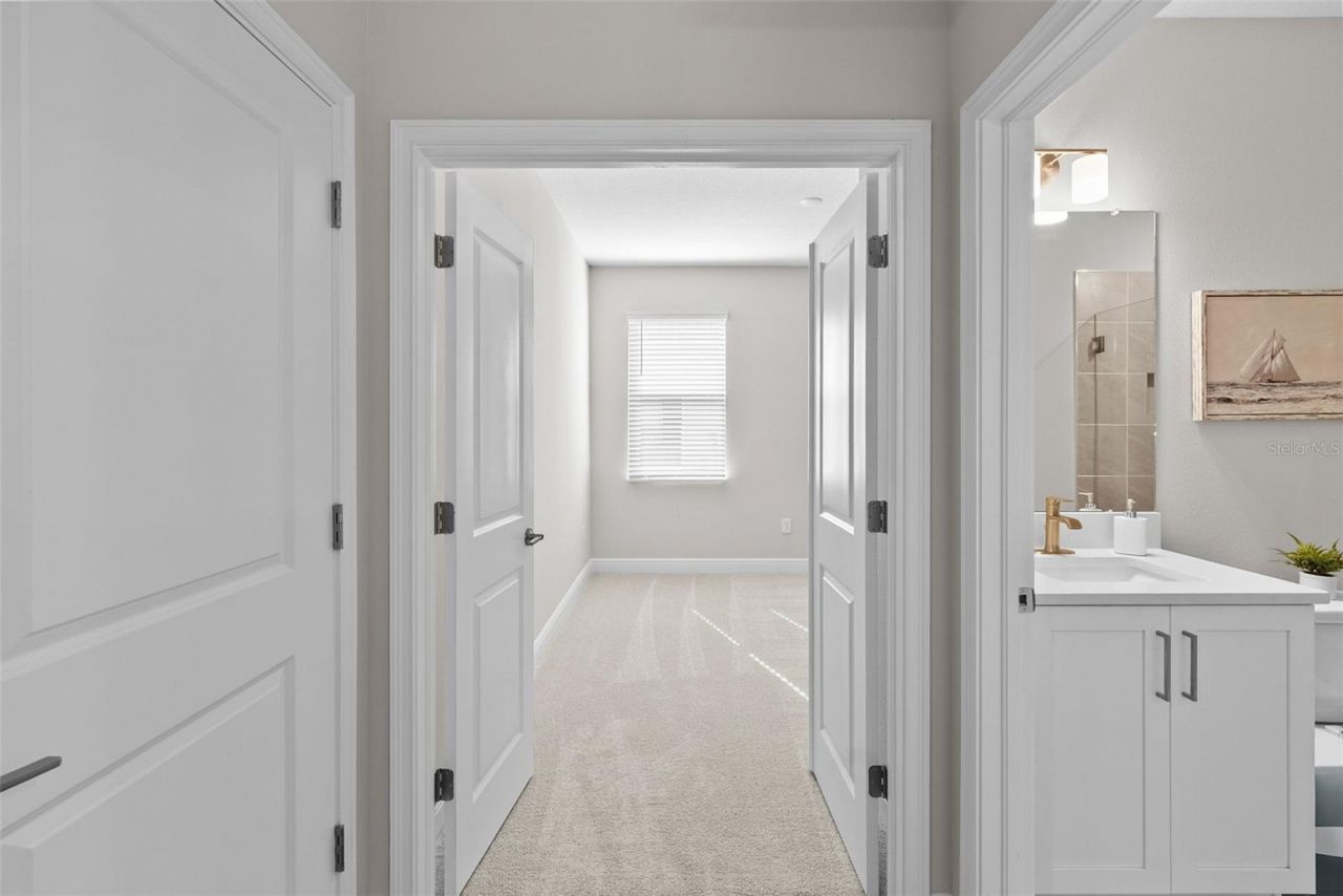 6244 29th Street N, Saint Petersburg, FL 33702 Photo