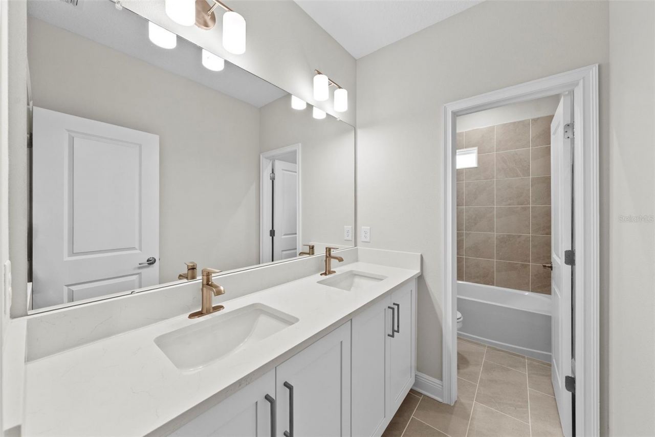 6244 29th Street N, Saint Petersburg, FL 33702 Photo