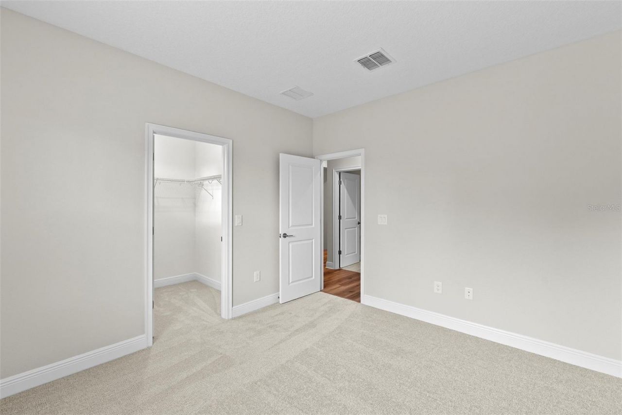 6244 29th Street N, Saint Petersburg, FL 33702 Photo