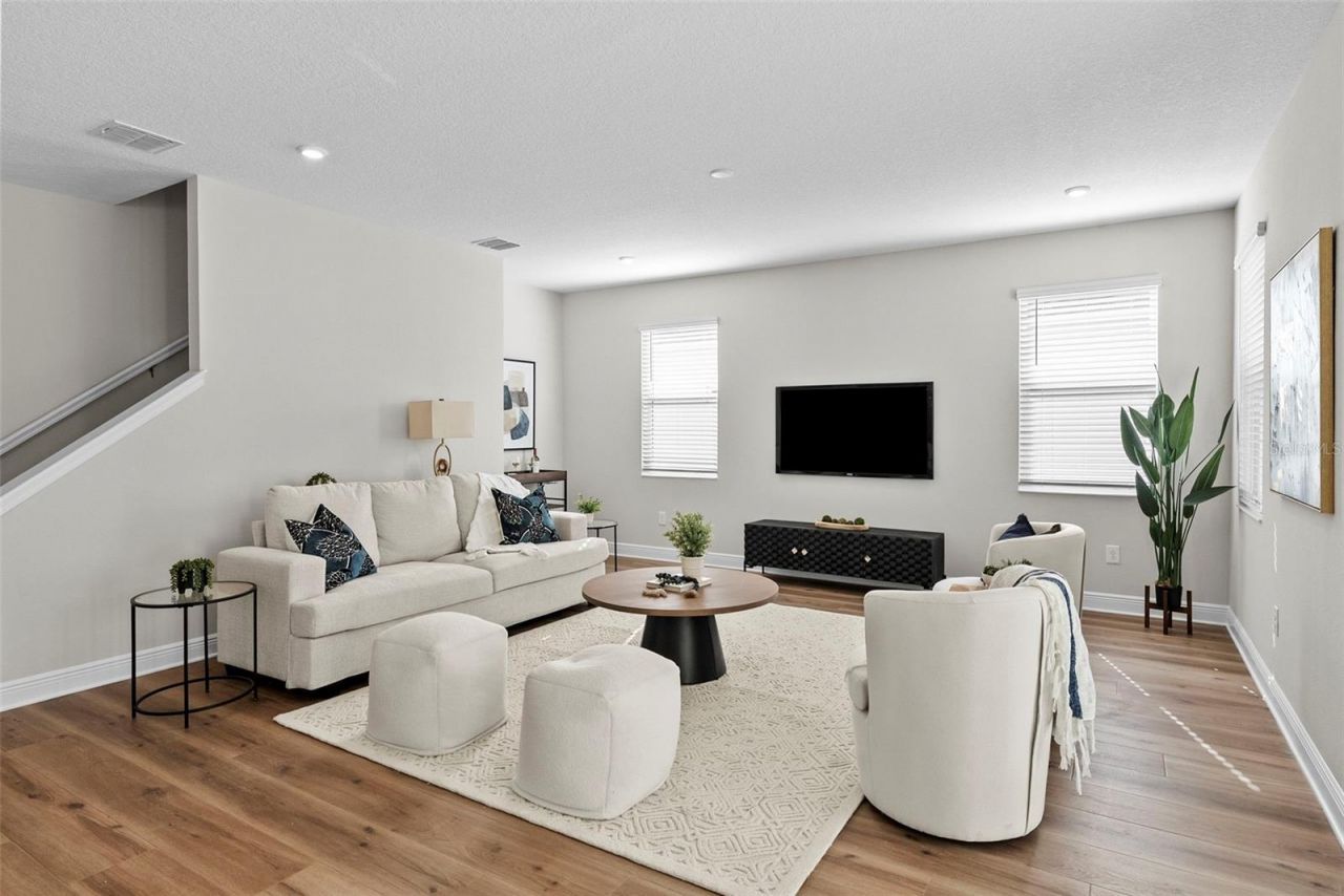 6244 29th Street N, Saint Petersburg, FL 33702 Photo