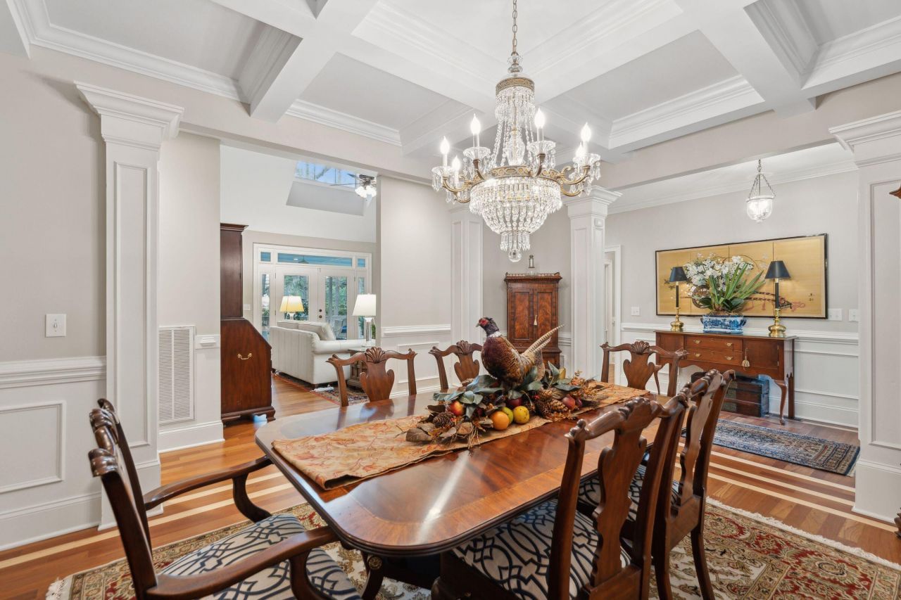 100 Aviary Court Photo 10