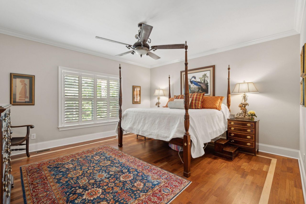 100 Aviary Court Photo 21