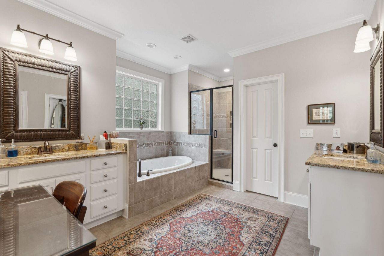 100 Aviary Court Photo 23