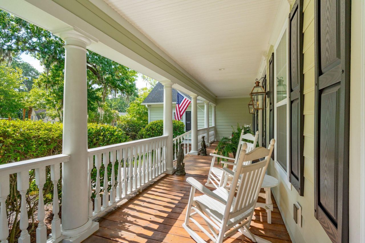 100 Aviary Court Photo 3