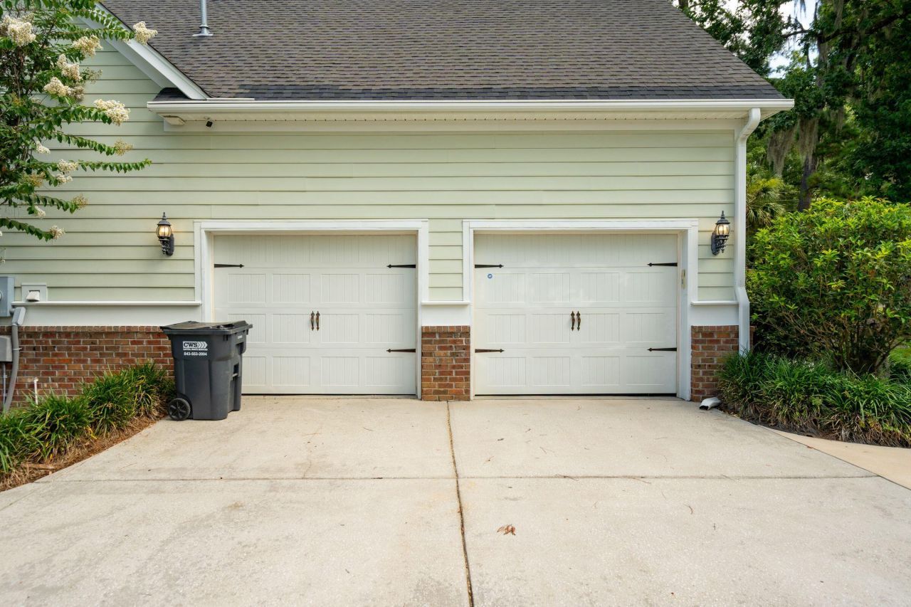 100 Aviary Court Photo 39