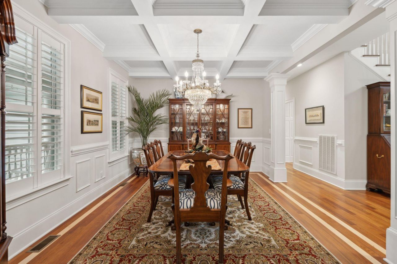 100 Aviary Court Photo 8