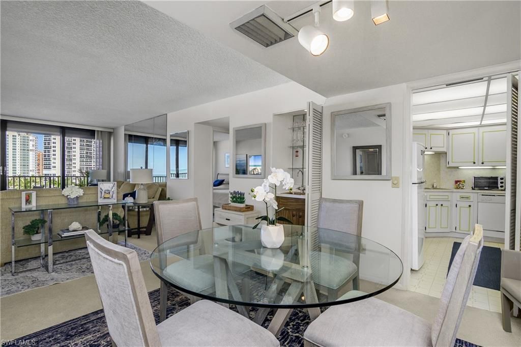 4005 Gulf Shore Blvd N, Unit 605, Naples, FL 34103 Photo