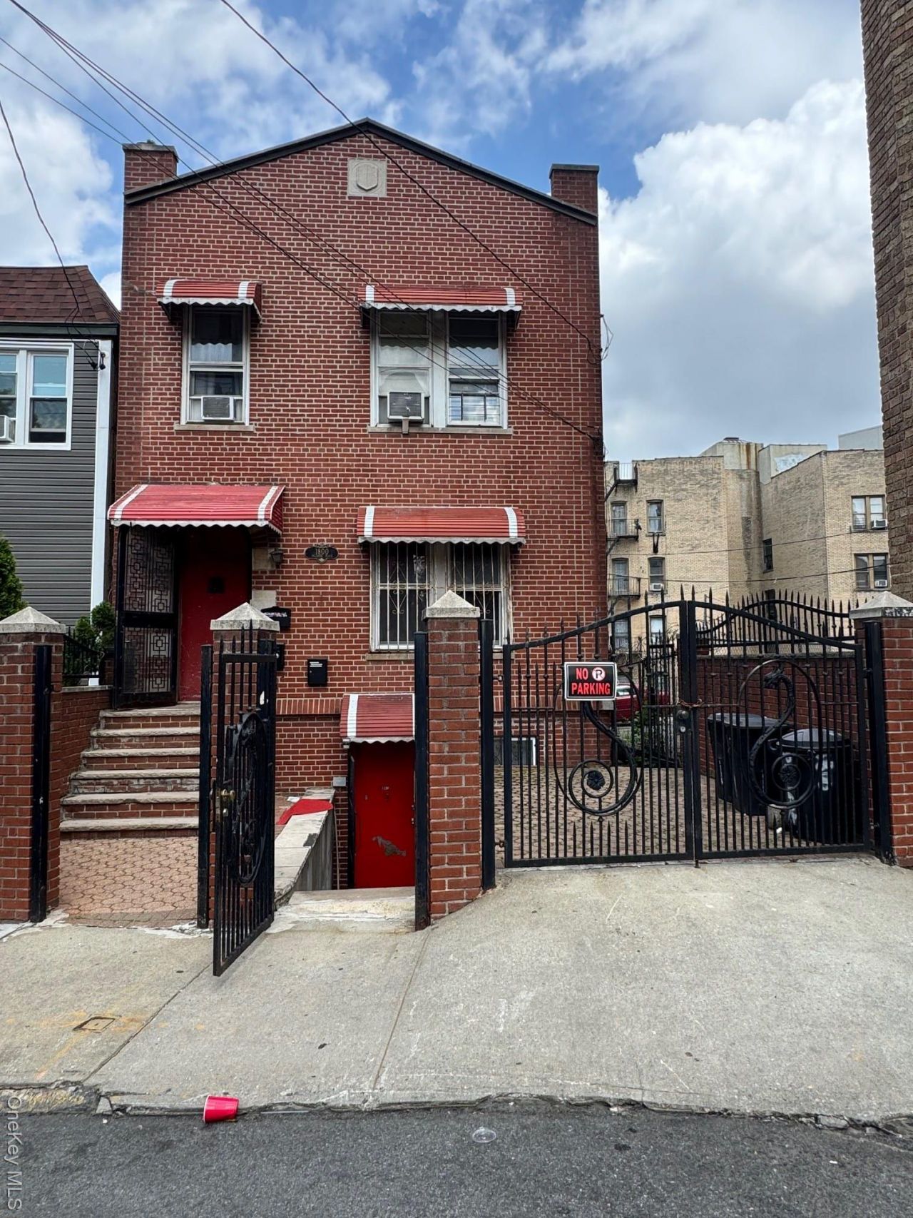 1800 Palisade Place, Bronx, NY 10453 Main Photo