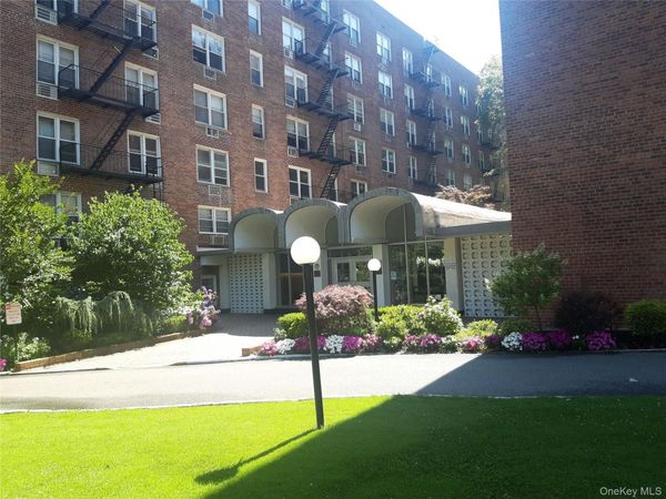 54-40 Little Neck Parkway, Unit 4M, Little Neck, NY 11362