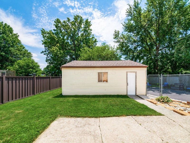 2197 Bayfield Drive, Columbus, OH 43229 Photo 34