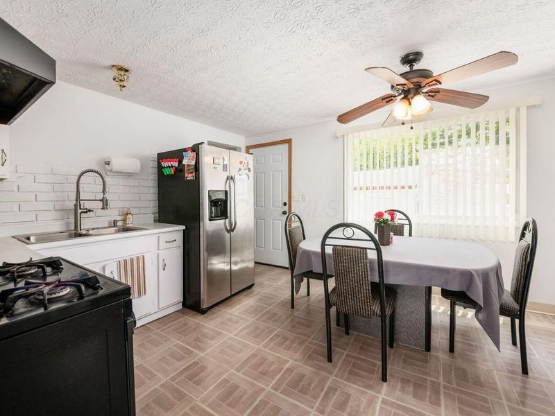 2197 Bayfield Drive, Columbus, OH 43229 Photo 6