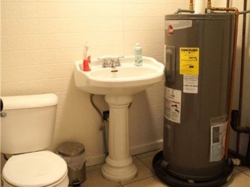 208 2nd Street SW, Carrollton, OH 44615 Photo 13