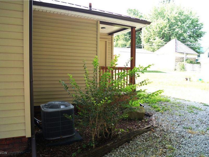 208 2nd Street SW, Carrollton, OH 44615 Photo 23