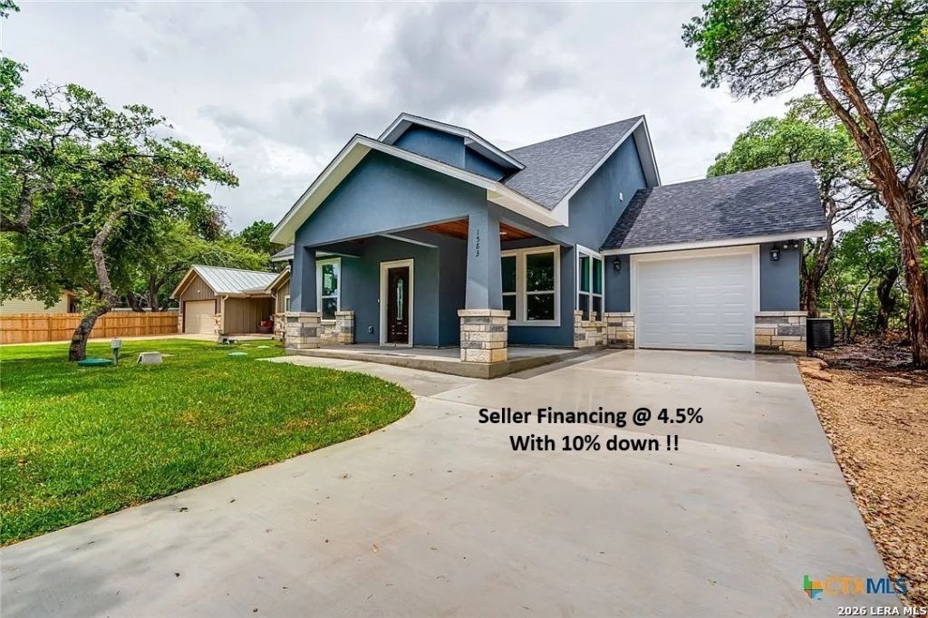 1583 Bonnyview Dr, Canyon Lake, TX 78133 Main Photo