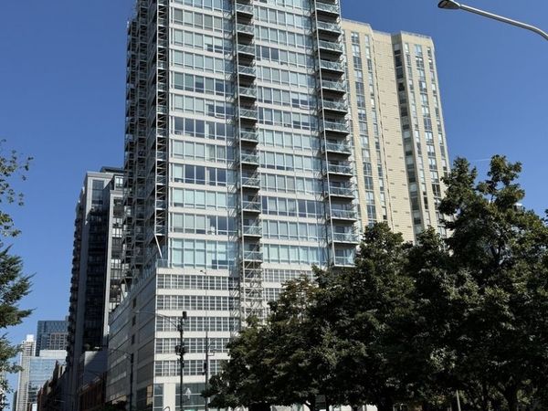 653 N Kingsbury Street, Unit 1208, Chicago, IL 60654