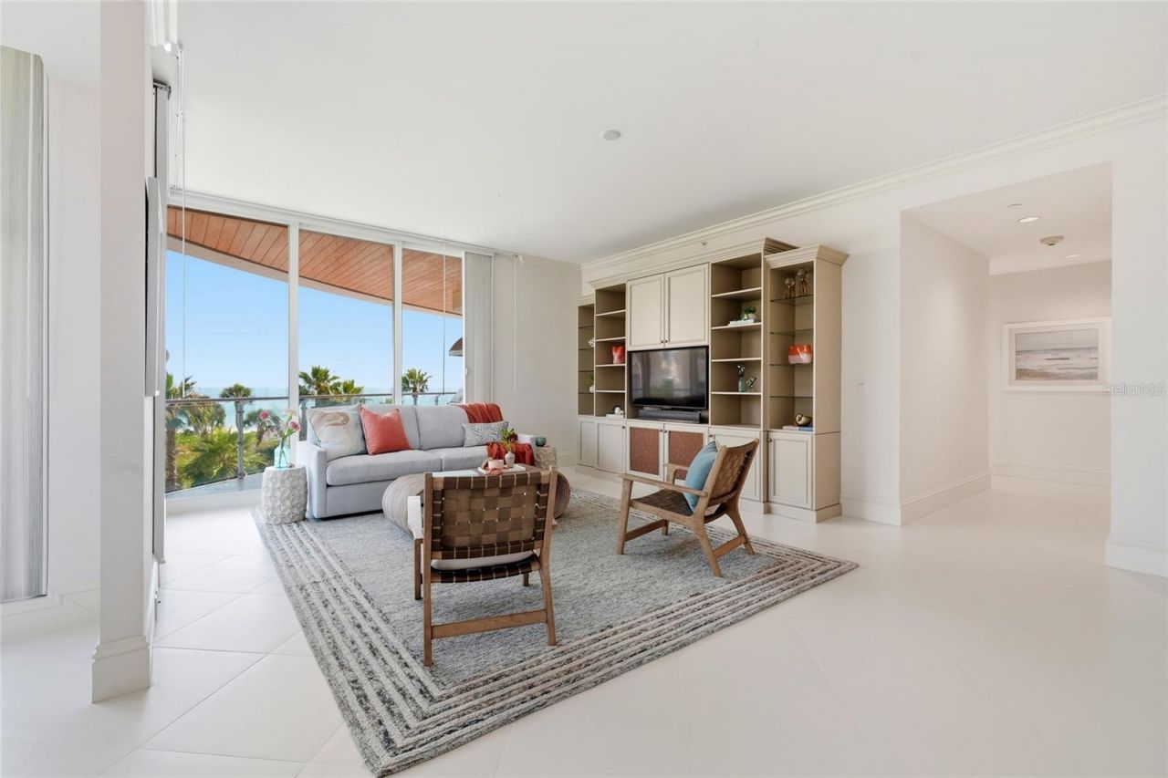 2251 Gulf Of Mexico Drive, Unit 301, Longboat Key, FL 34228 Photo