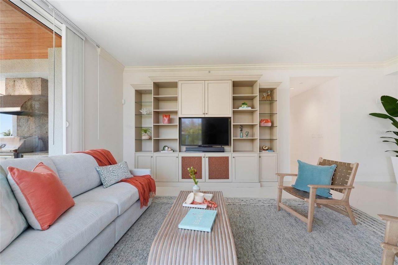 2251 Gulf Of Mexico Drive, Unit 301, Longboat Key, FL 34228 Photo
