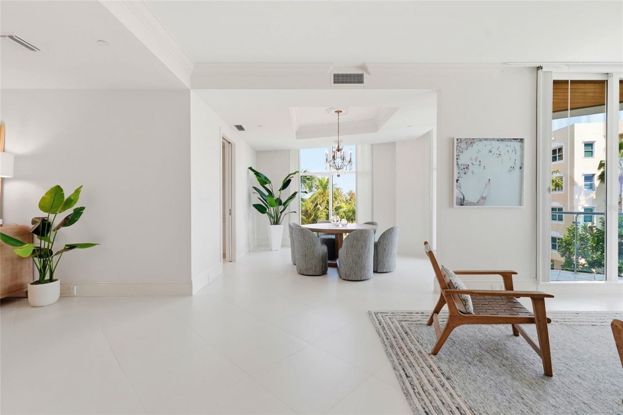 2251 Gulf Of Mexico Drive, Unit 301, Longboat Key, FL 34228 Photo