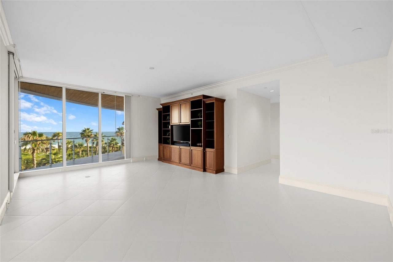 2251 Gulf Of Mexico Drive, Unit 301, Longboat Key, FL 34228 Photo