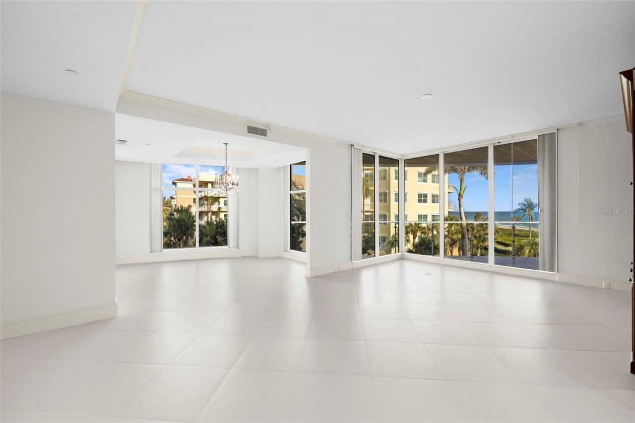 2251 Gulf Of Mexico Drive, Unit 301, Longboat Key, FL 34228 Photo